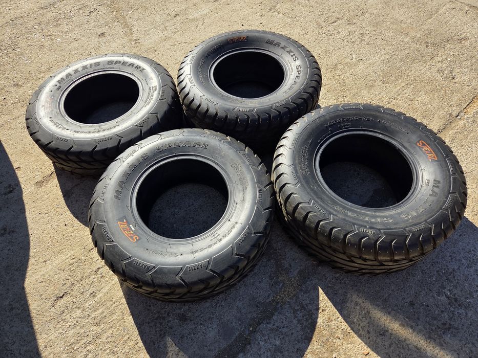 Anvelope atv maxxis spearz 12" stradă  impecabile ca noi