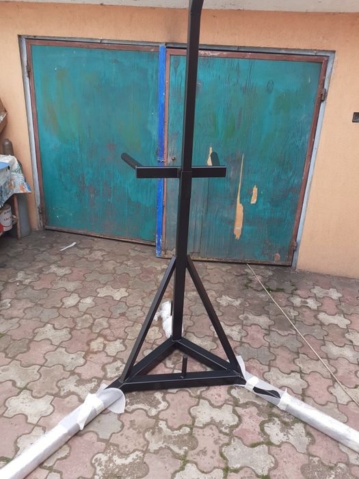 Suport Profesional pentru Sac de Box + bara de tractiune – Rezistent