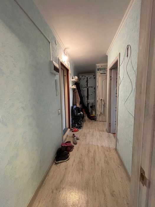 продам двухкомнатную квартиру