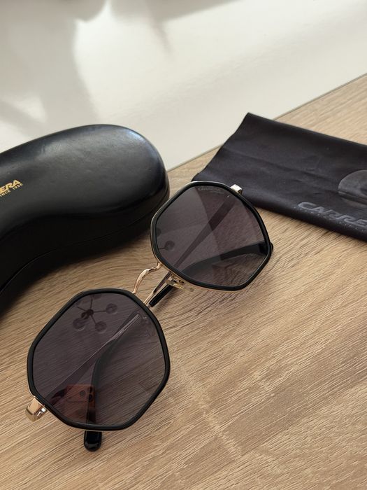 Слънчеви очила CARRERA