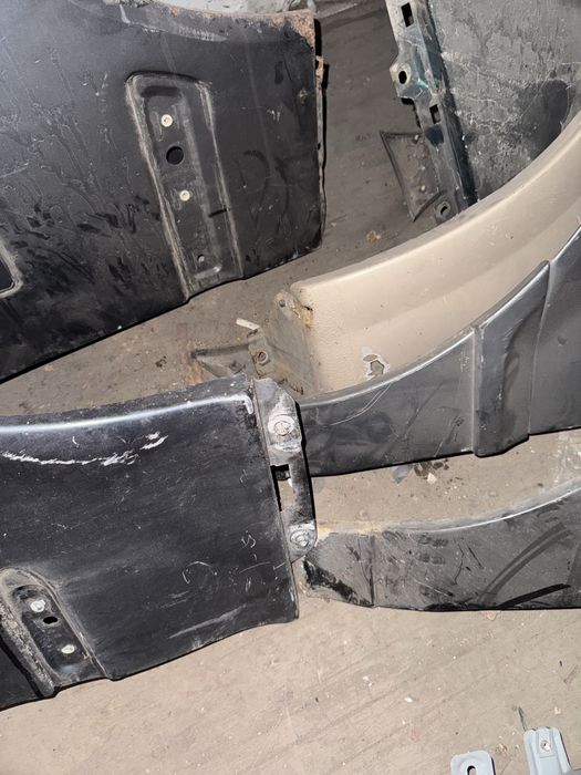 Крыло левое/правое мерседес w220