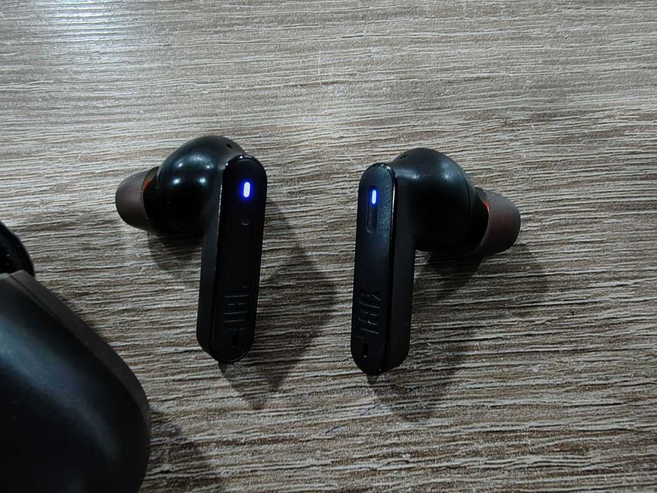 Слушалки in-ear JBL Tune 235NC
