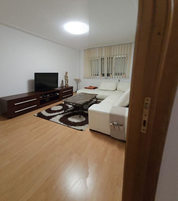 Închiriez apartament Brăila str. Simion Bărnuțiu