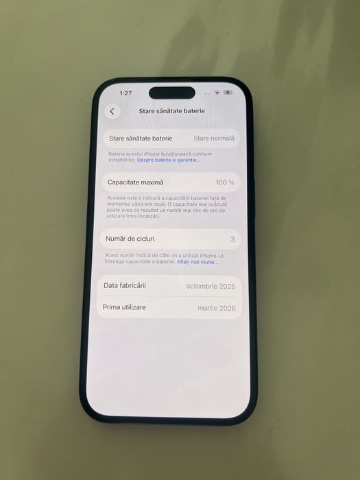 Iphone 16.             V