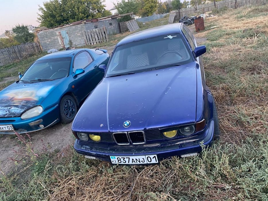Продам запчасти на е32