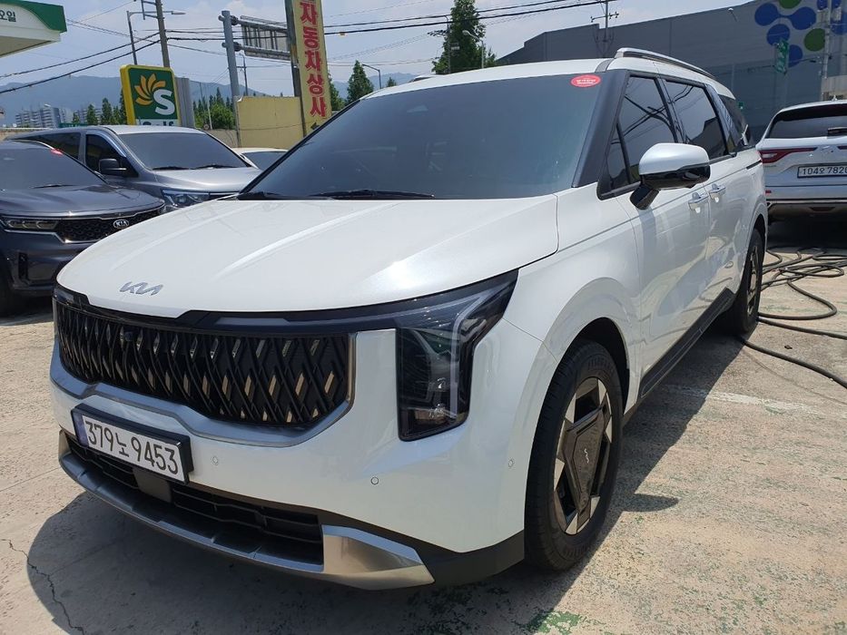 KIA Carnival Gibrid