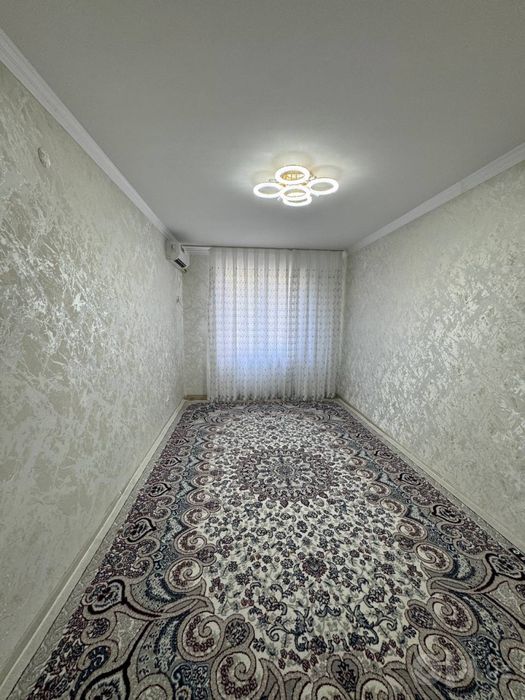 Choshtepa metro bekatiga yaqin 2-xonali uy ijaraga berilad oilaga 450$