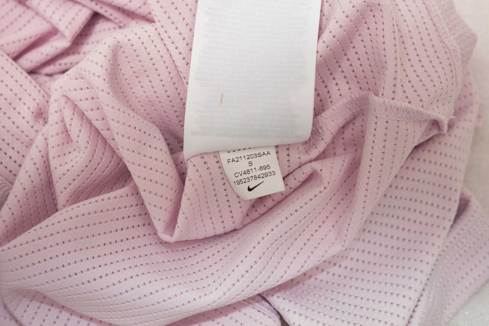 Nike оригинална дамска тениска бледо лилава loose fit S