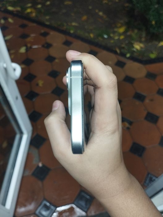 Iphone 15 pro ssrochno