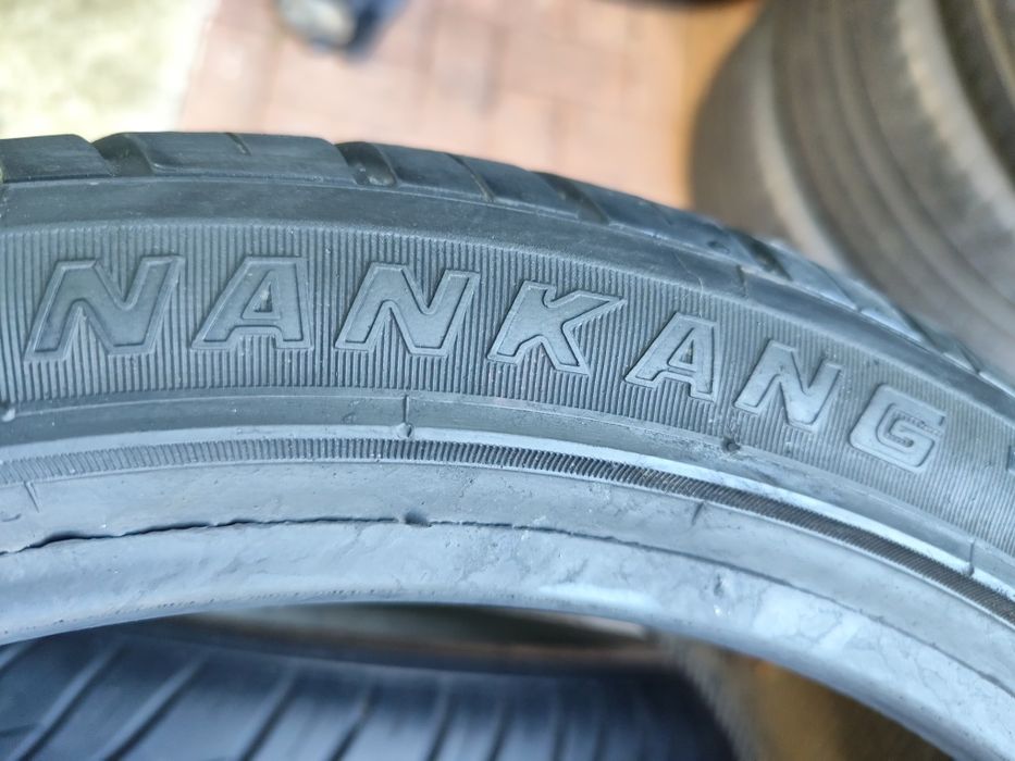 2 anvelope de vara 265-35-18 nankang