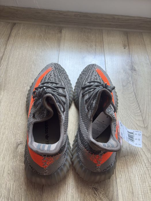 Adidasi Yeezy 350 boost V2 Beluga