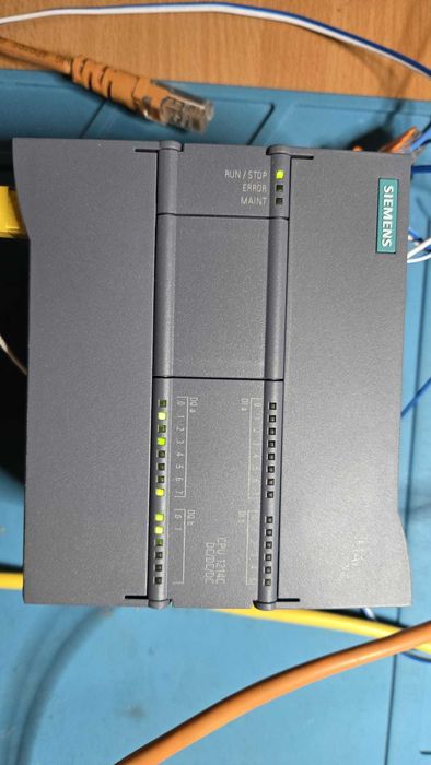 Siemens automat PLC SIMATIC S7 1200 CPU 1214C DC/DC/DC