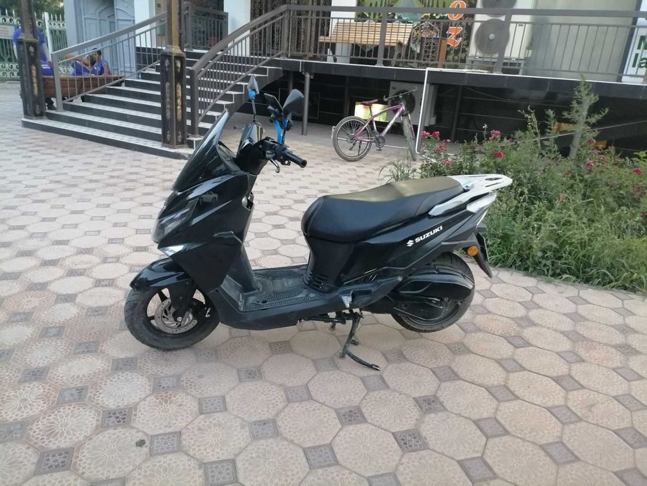 Скутер мопед skuter moped