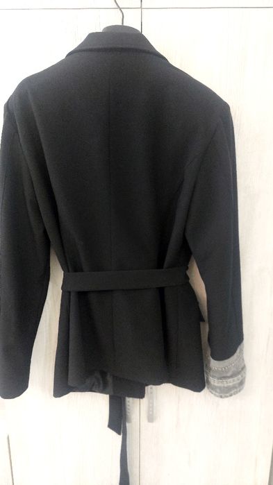 Сако ,чисто ново