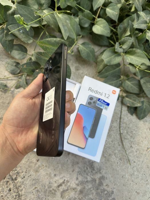 Redmi 12 8/256 Karopka dakument bor
