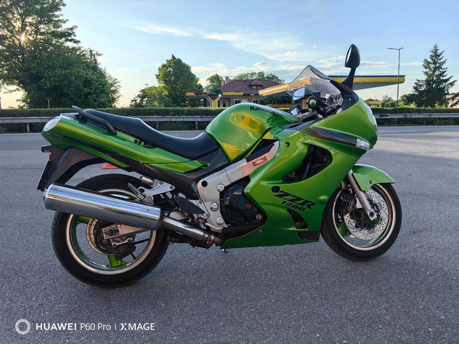 Kawasaki zzr 1200