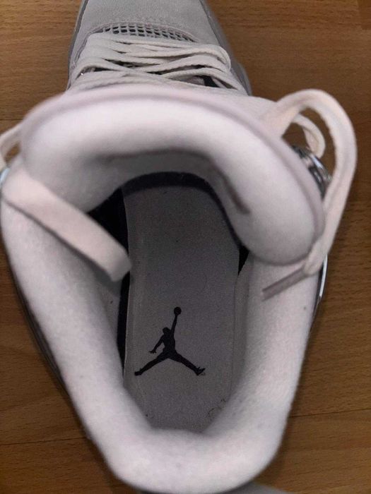 vand jordan 4 gri