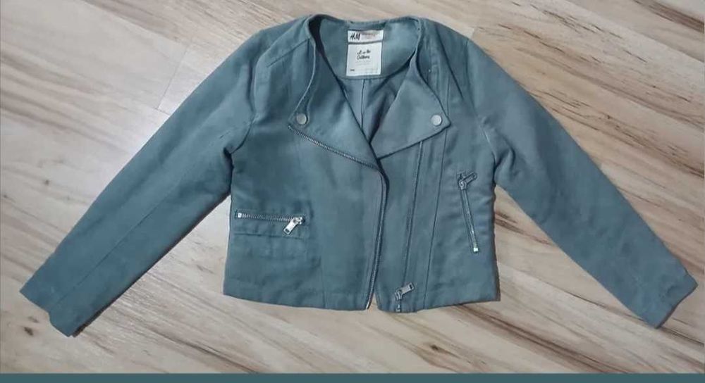 Doua geci/jachete H&M,pt fetita,mar 134-140,stare excelenta