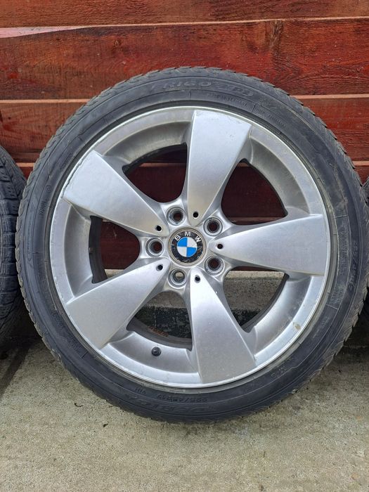Vând jante bmw r17