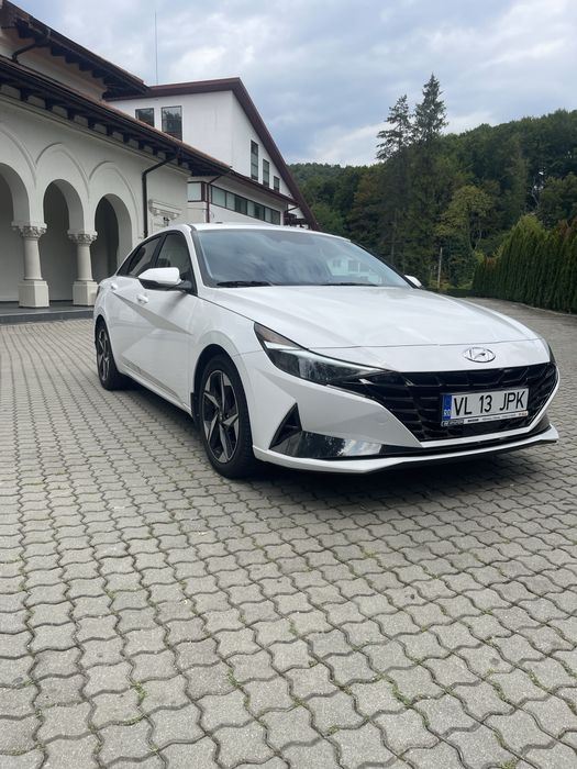 Hyundai Elantra 1.6 hybrid