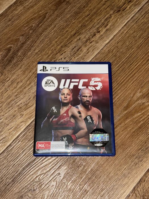 Продам playstation 5 slim