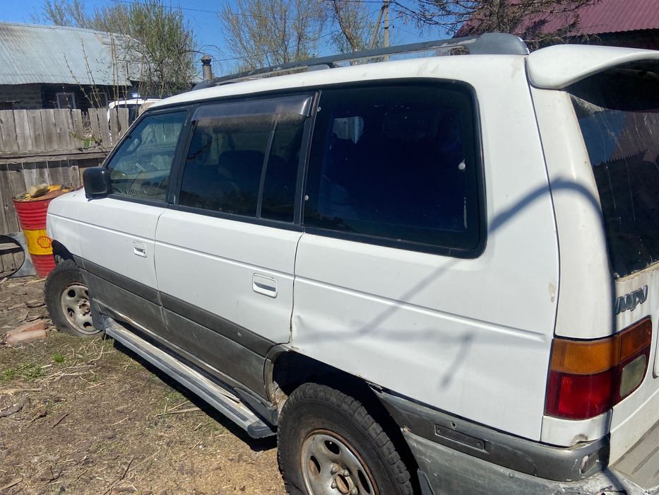 Машина. Мазда МПВ 1-е поколение 1996г. На разбор