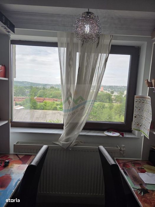 Aprtament 2 camere de vânzare .