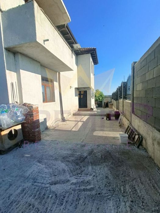 Продава се Къща в Бургас, Меден рудник - зона В - 206 кв.м за 1214 €/кв.м - Снимка #12