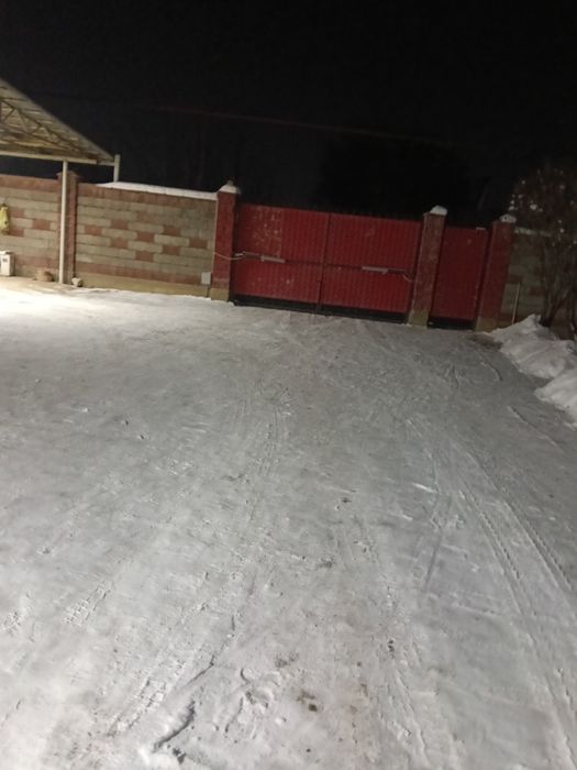 Частный дом с участком