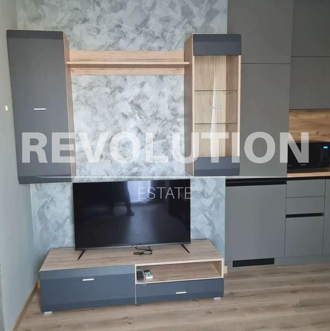 Дава се под наем Двустаен апартамент в Варна, м-т Пчелина - 60 кв.м за 550 € - Снимка #3