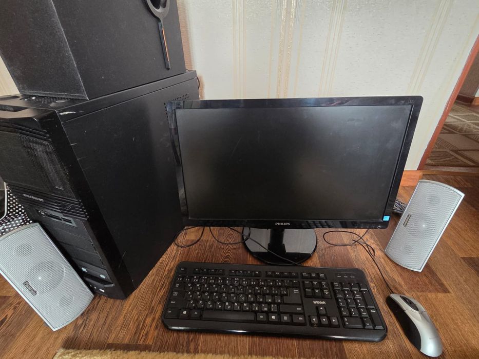 Компьютер со всеми комплектующими