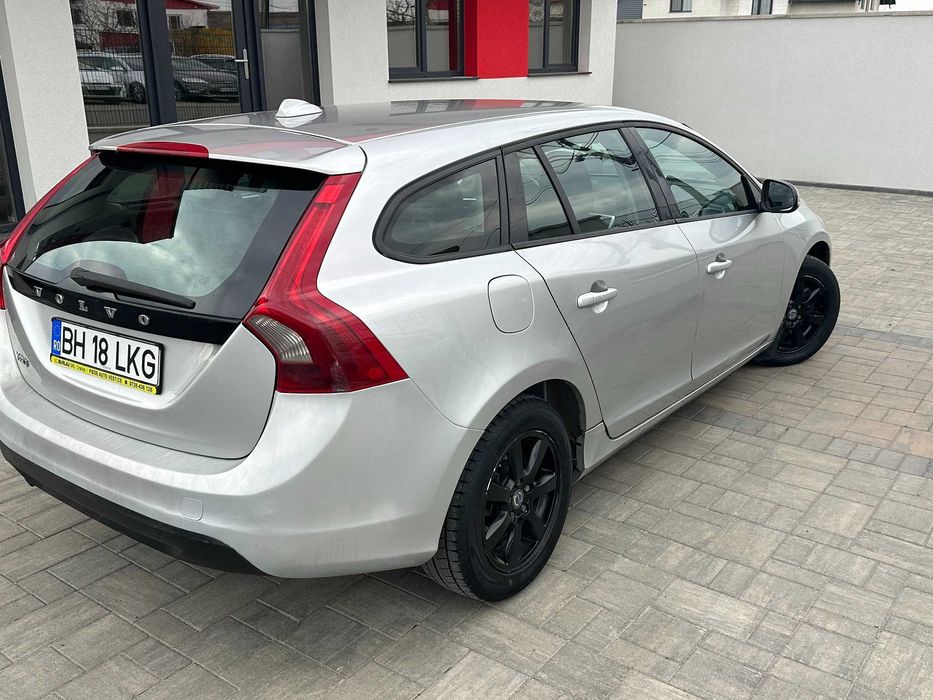 VOLVO V60 2013 — imagine 4