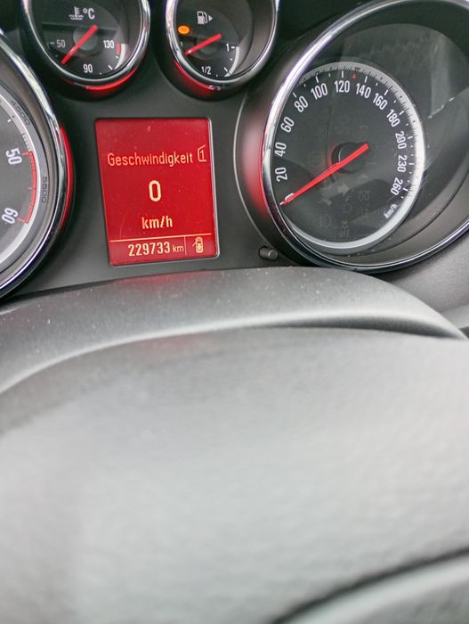 Vind Opel Astra J.1.7 dizel super întreținută.