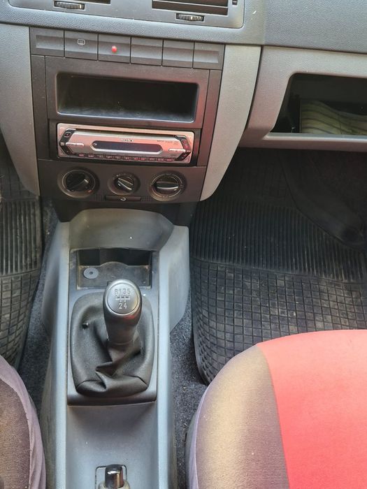 SKODA Fabia 2006 — imagine 4