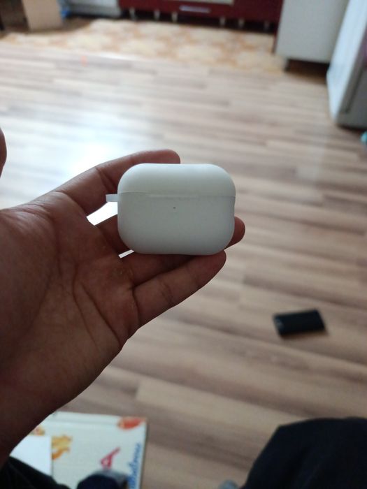 AirPods pro 2, без левого наушника