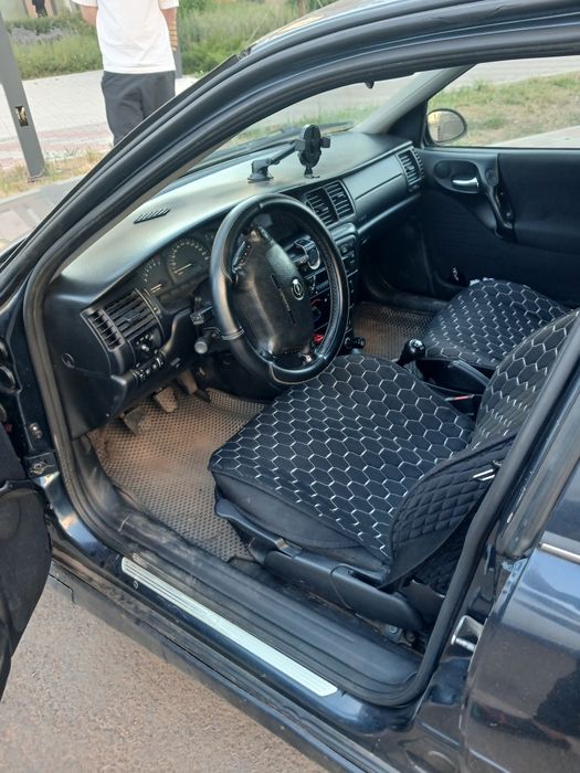 Opel vectra 1.8 2000г.