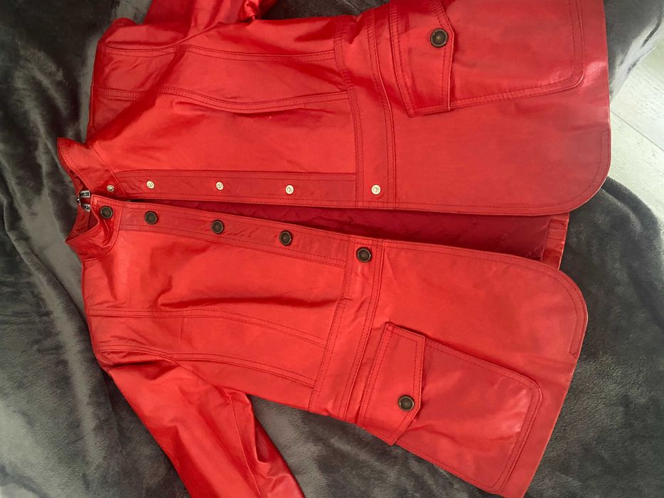 Geaca de piele rosie vintage dama