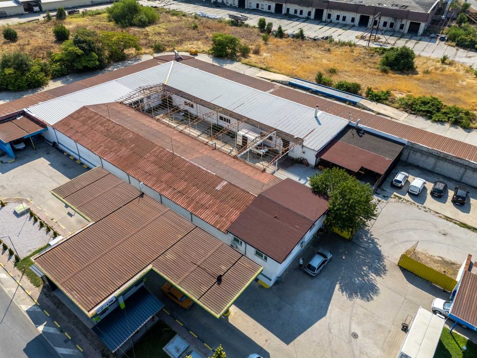 Дава се под наем Промишлена сграда в с. Йоаким Груево, Област Пловдив - 1400 кв.м за 2295 € - Снимка #3