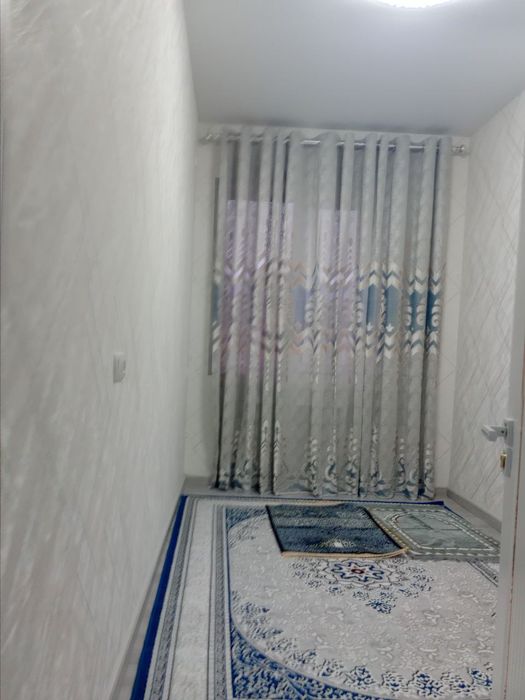 Kirib yashashga tayyo‘r kvartira sotiladi