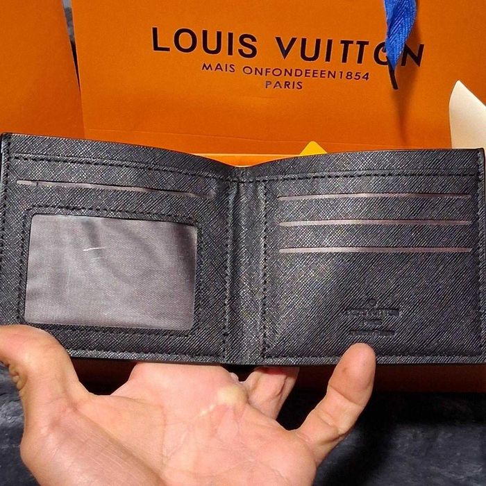 SET Curea & Portofel Louis Vuitton LV din Piele Texturată Maro