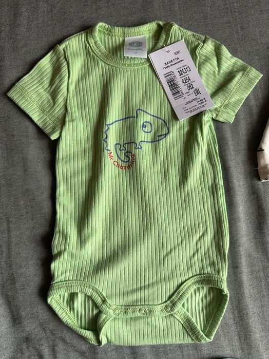 Нови бебешки бодита Sanetta – размер 3–6 месеца