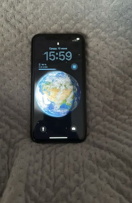 продам Айфон 11