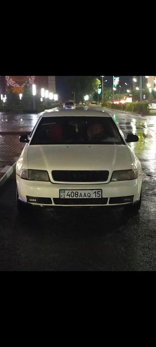 Ауди а4 б5 1995 год 1.8 механка