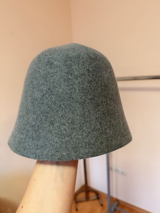 Вълнена шапка тип кофа Mango