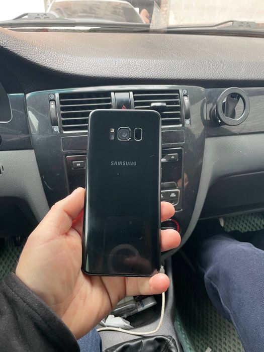 Samsung s 8 4/64gb