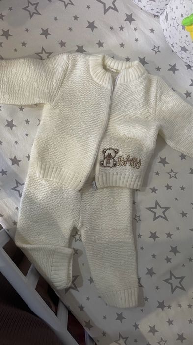 Продам детские вещи