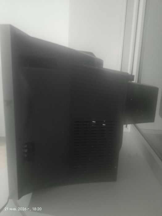 Отдам телевизор LG бу старого образца