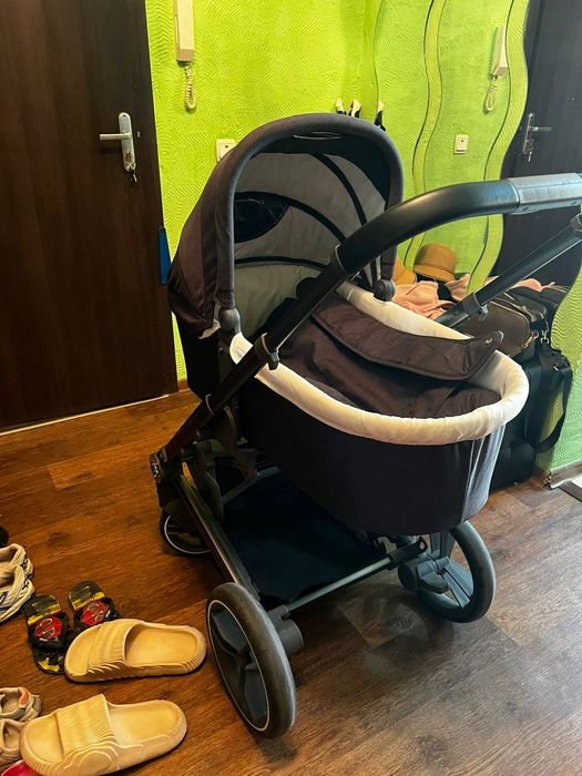 Продам коляску б/у