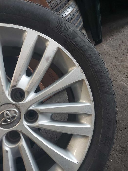 4бр. гуми 215/55/17 Continental и Mishelin All season, M+S dot22 6.0mm