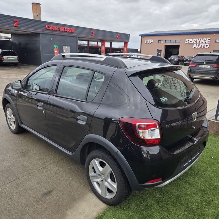 Dacia Sandero Stepway , 3800€